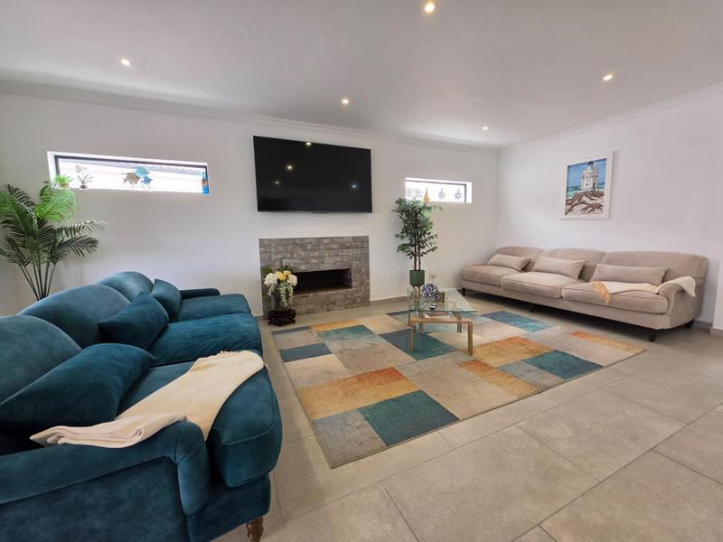 4 Bedroom Property for Sale in Shelley Point Western Cape